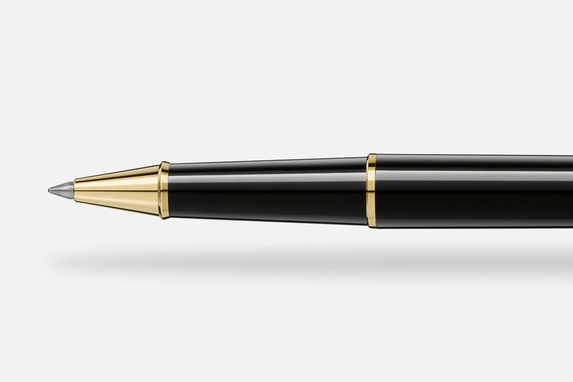 Choose a luxury pen that fits your hand