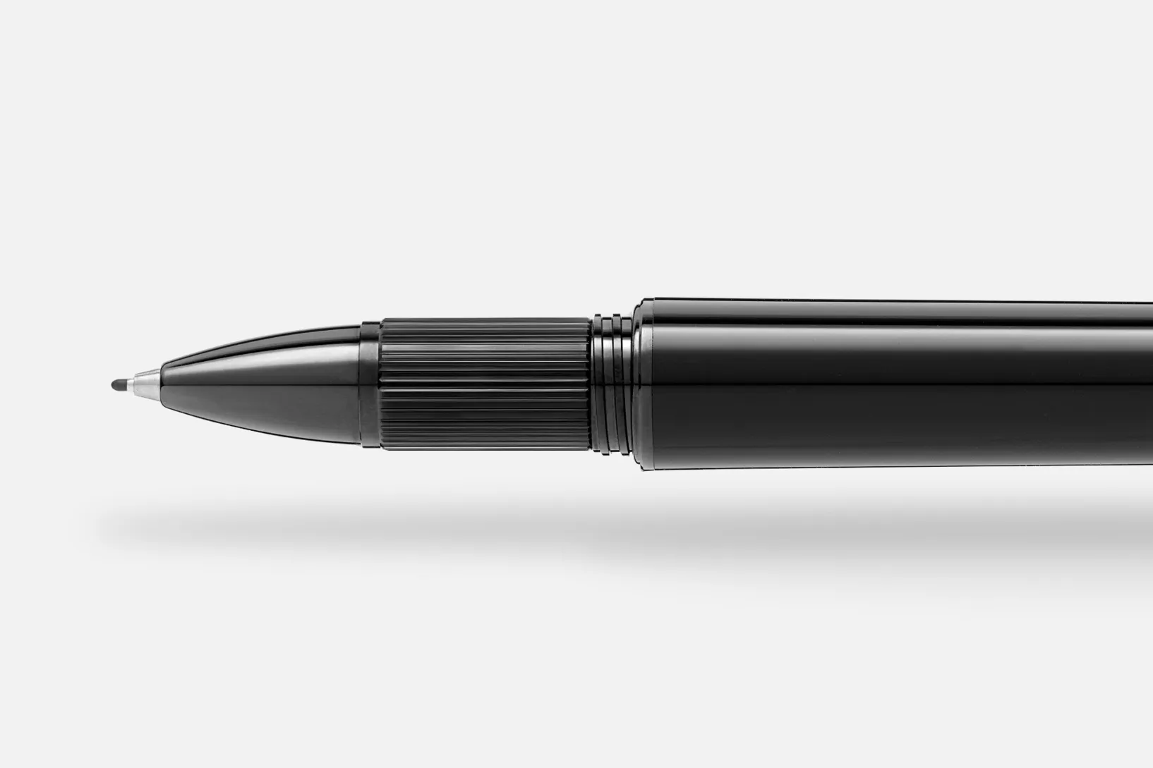 Choose a luxury pen that fits your hand