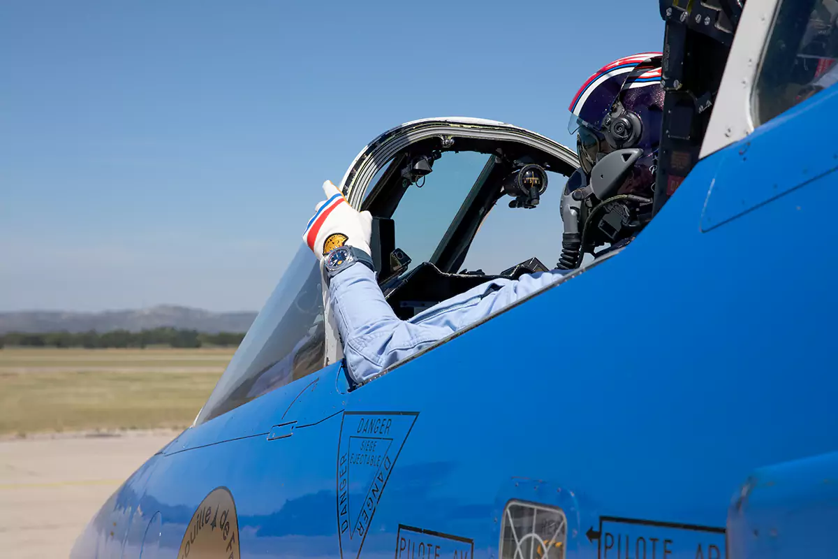 BR 03 Type A Patrouille de France: aerial acrobat between Bell & Ross watches